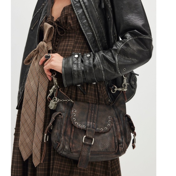 we the free baby leigh distressed tote - Picture 6 of 6